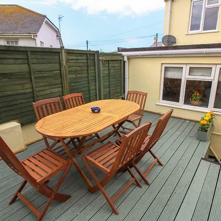 Sunny Corner Holiday home *