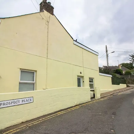 Sunny Corner * Hayle